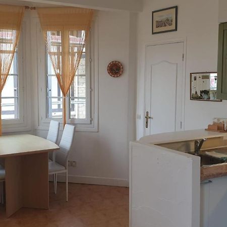 Appartement Front De Mer Vue Mer 3 Personnes + 1 Bebe 滨海埃尔芒维尔 外观 照片